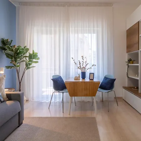 Grazia Modern And Cozy Close To Tiburtina Station * Roma