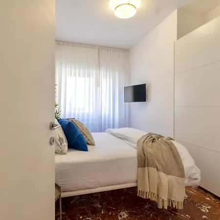 Grazia Modern And Cozy Close To Tiburtina Station